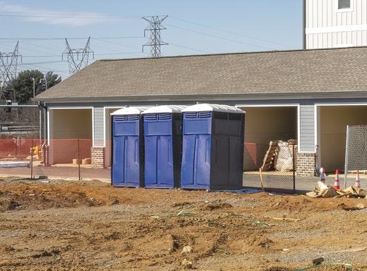 the number of construction portable toilets needed for a job site depends on the size and duration of the project, as well as the number of employees on site